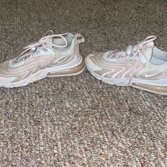 Womens Nike Air Max 270 React Photon Pink - Picture 3 of 13